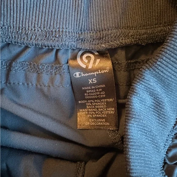 Soft joggers by Champion - XS - Picture 3 of 3